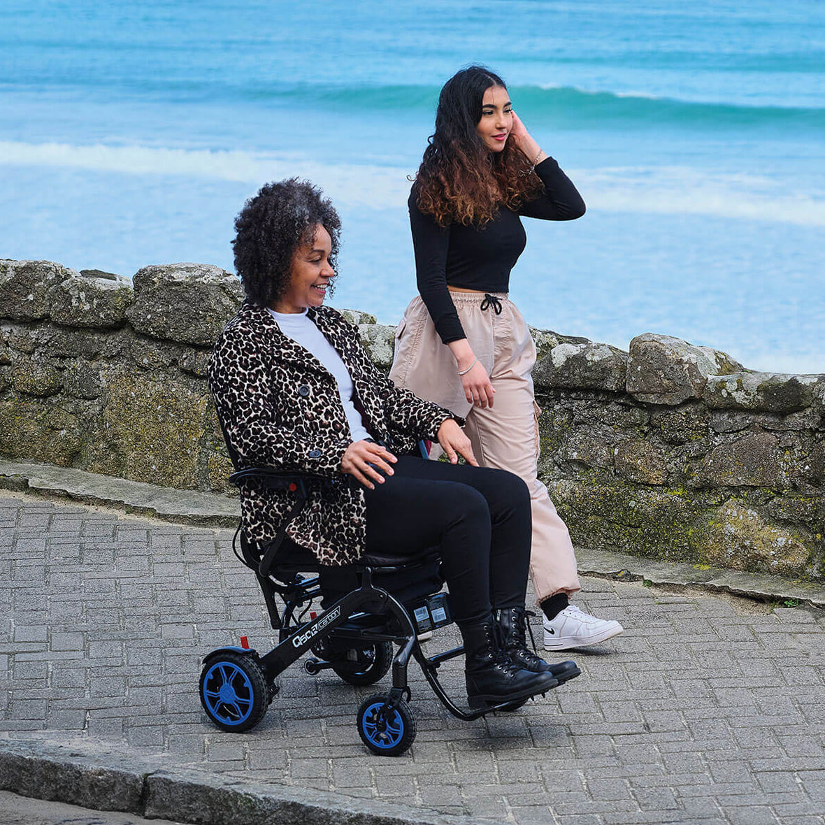 Sunrise Quickie Q50 R Carbon Folding Power Wheelchair