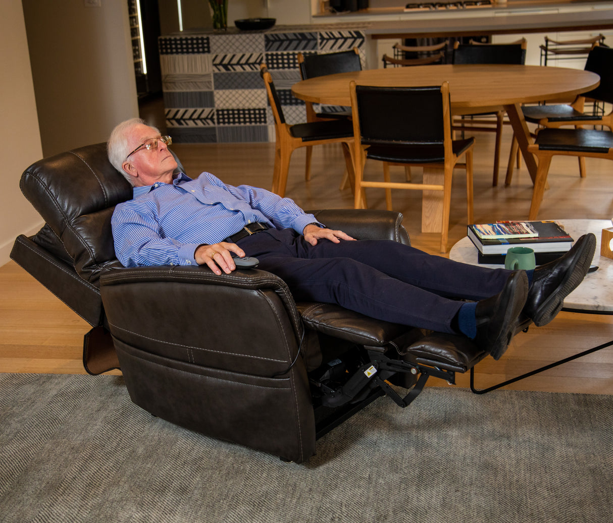 K Care Alivio Picasso 4-Motor Electric Lift Recliner Chair in Black - Australian Assistive Technology Centre