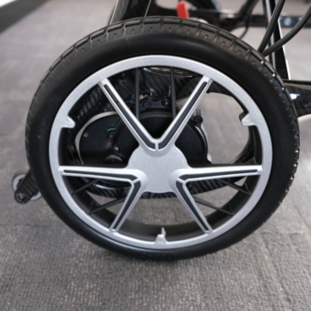 E-Traveller Carbon 130 Lite Power Chair - Australian Assistive Technology Centre