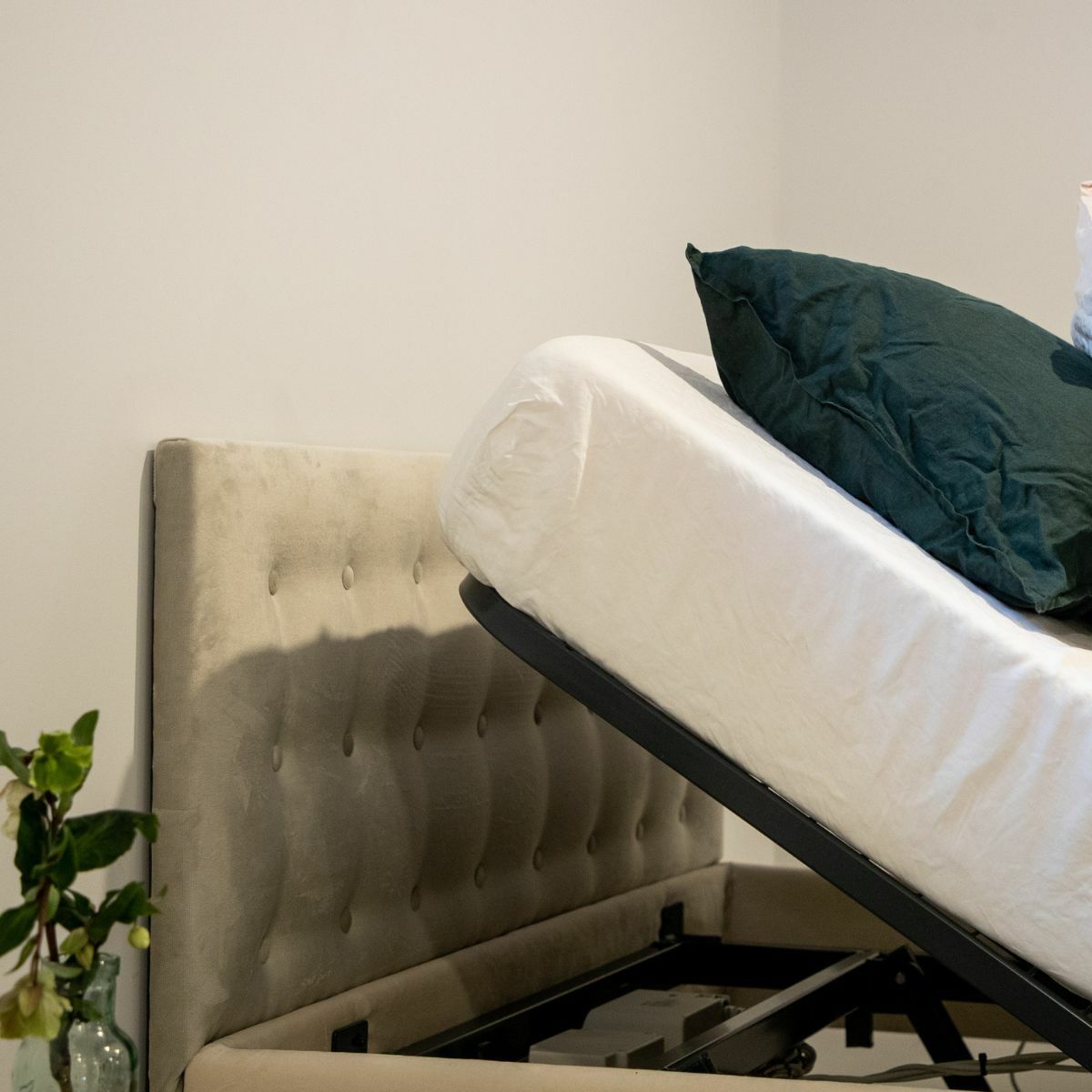 iCare Amsterdam Headboard - Australian Assistive Technology Centre