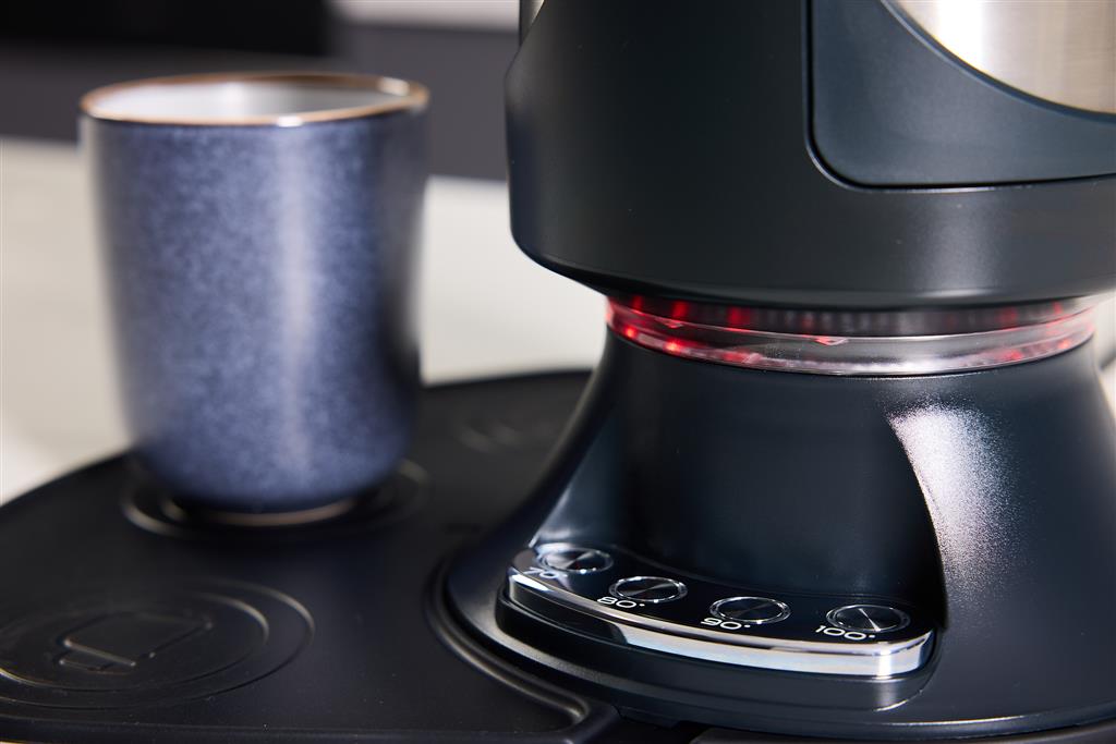 Gilia Tipping Kettle - Australian Assistive Technology Centre