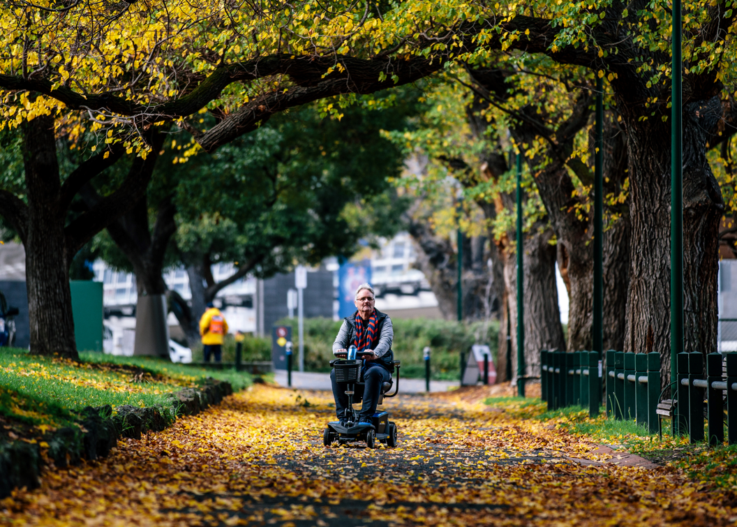 Pride Zero Turn 8 - Navigate tight corners easily - Australian Assistive Technology Centre