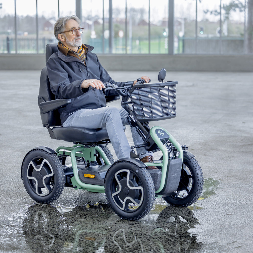 Scoozy Sterling S800 Mobility Scooter