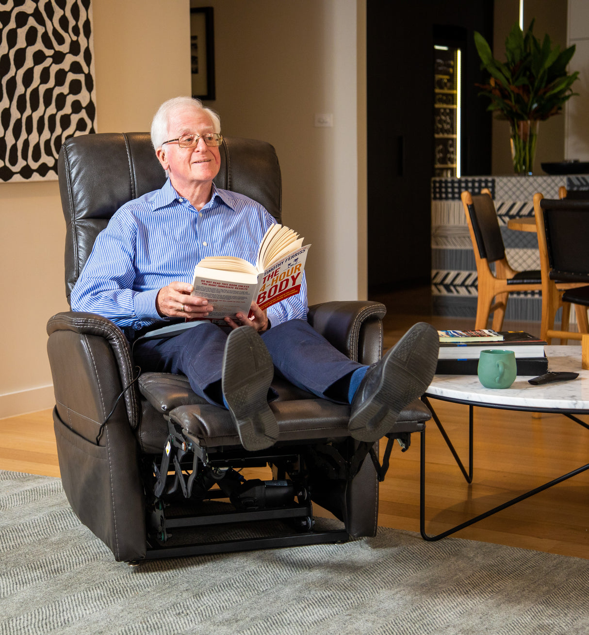 K Care Alivio Picasso 4-Motor Electric Lift Recliner Chair in Black - Australian Assistive Technology Centre