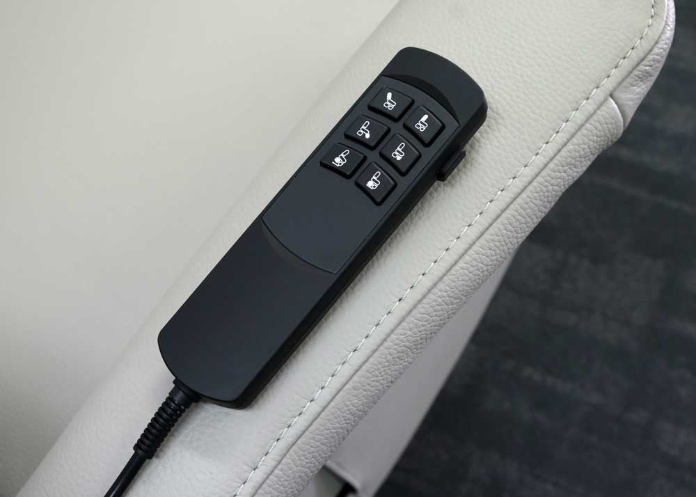 Mio Swivello Italian Leather Lift Chair and Recliner - Australian Assistive Technology Centre