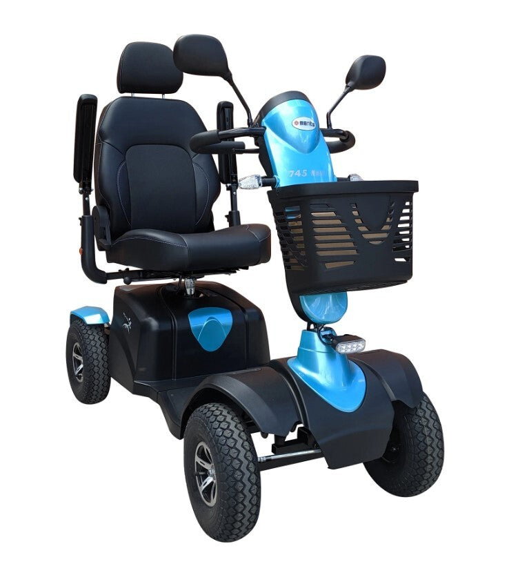 Merits 745 Max - Drives up to 45km with a weight capacity of 159kg